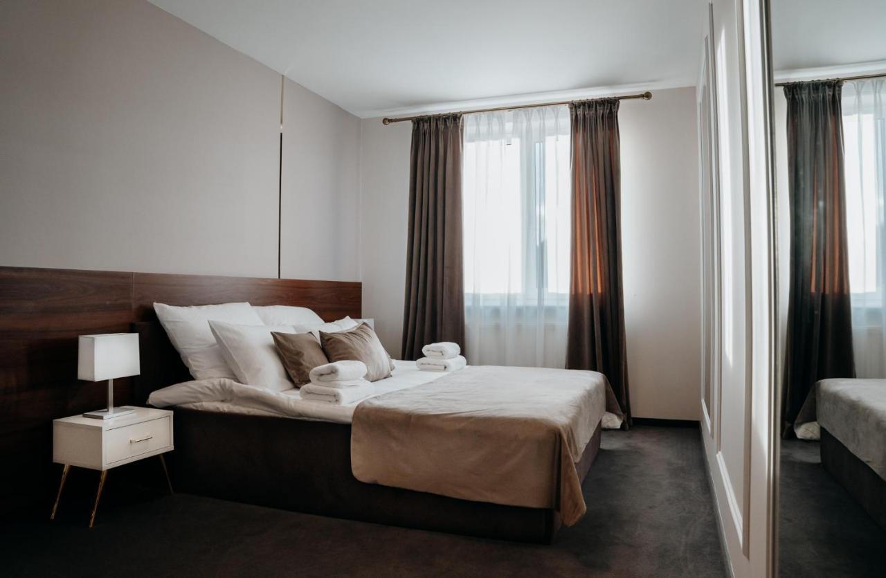 Hotel Resident Nowa Sarzyna Εξωτερικό φωτογραφία