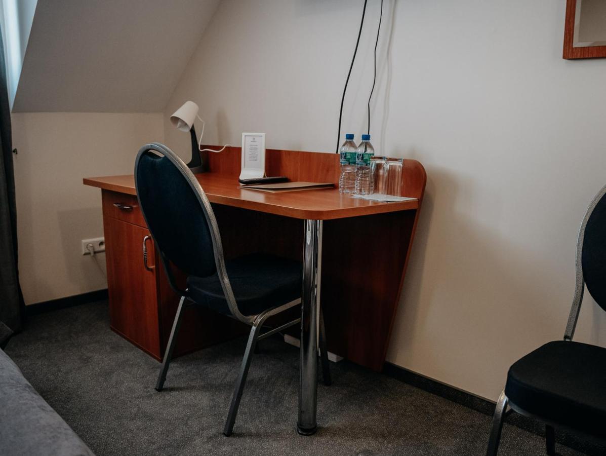 Hotel Resident Nowa Sarzyna Εξωτερικό φωτογραφία